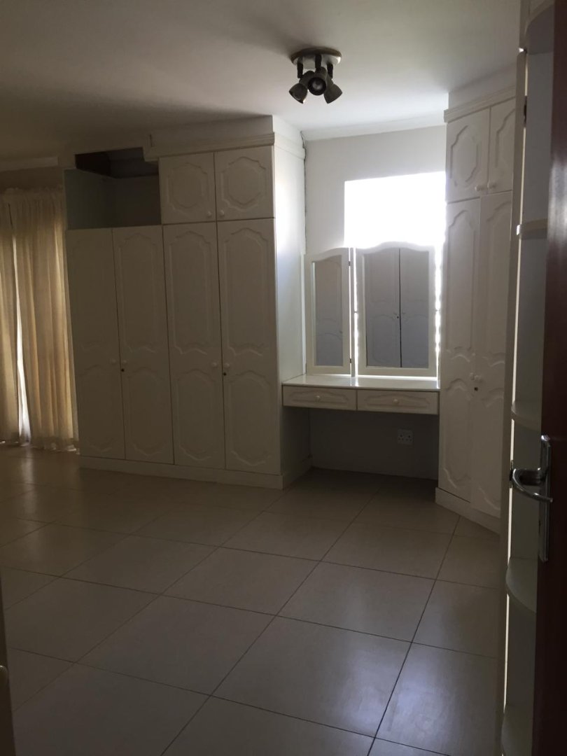 3 Bedroom Property for Sale in Uitenhage Upper Central Eastern Cape